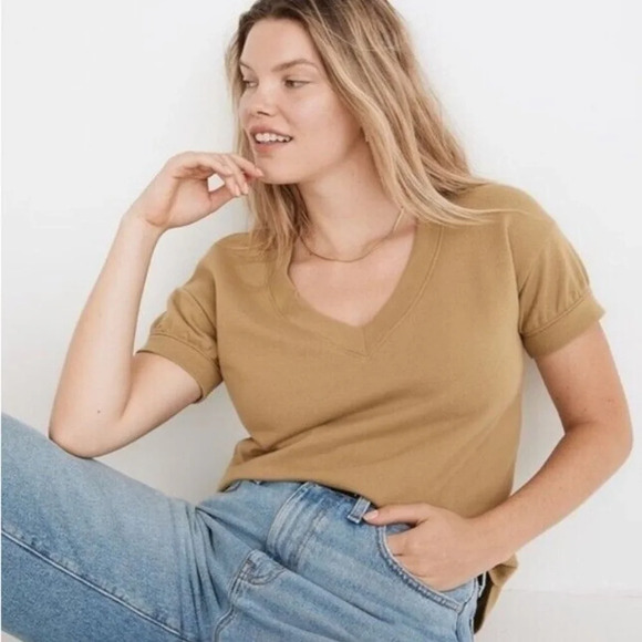 Madewell Tops - NWOT Madewell (Re)sourced French Terry Sweatshirt Tee size small in tan beige